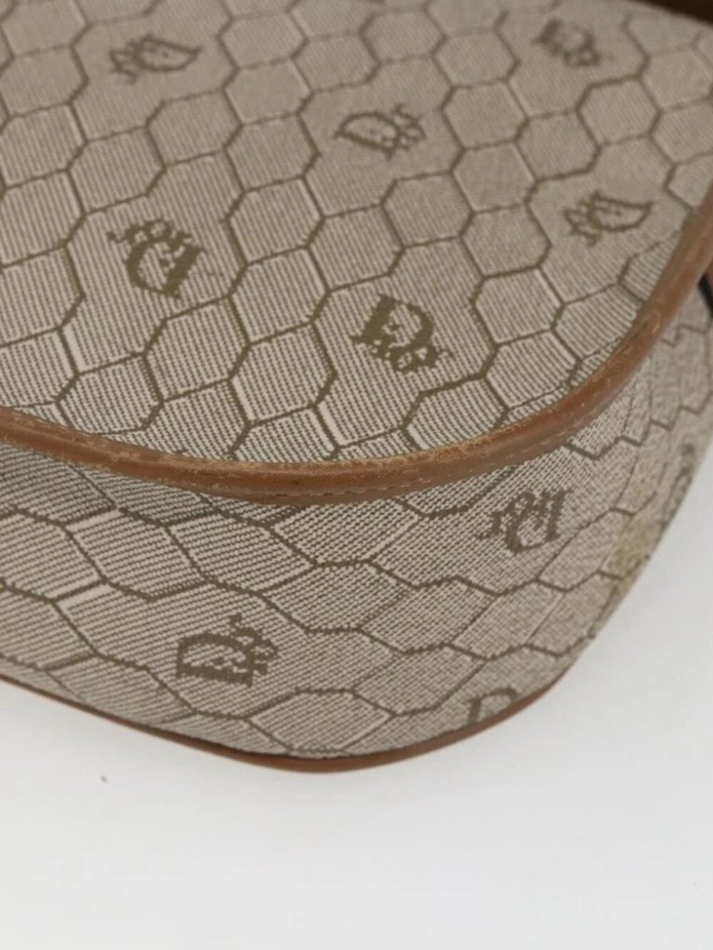 Christian Dior Honeycomb Canvas Shoulder Bag Beige Gold - Picture 10 of 14